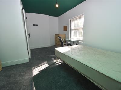 Picture 19